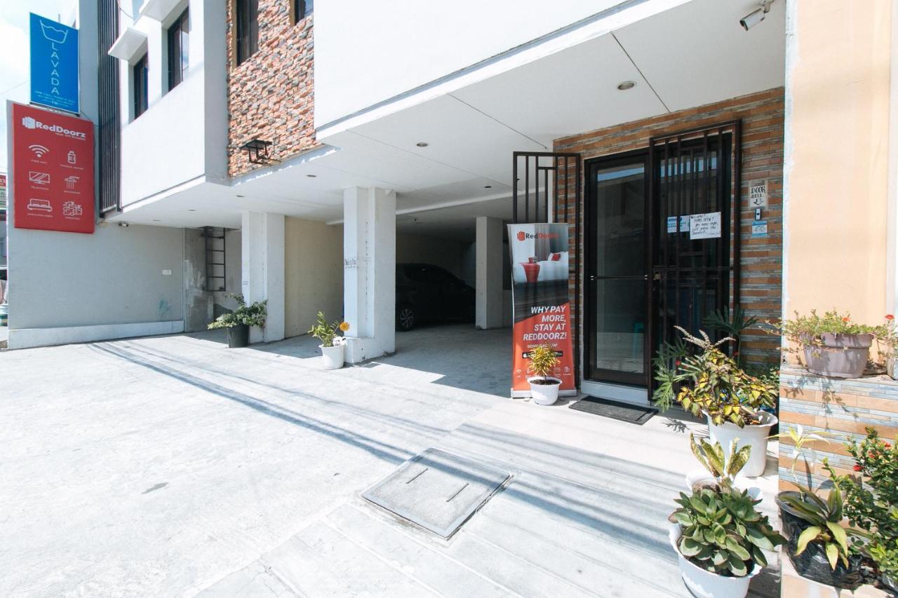 红多兹酒店-近bm比库坦 Paranaque City 外观 照片